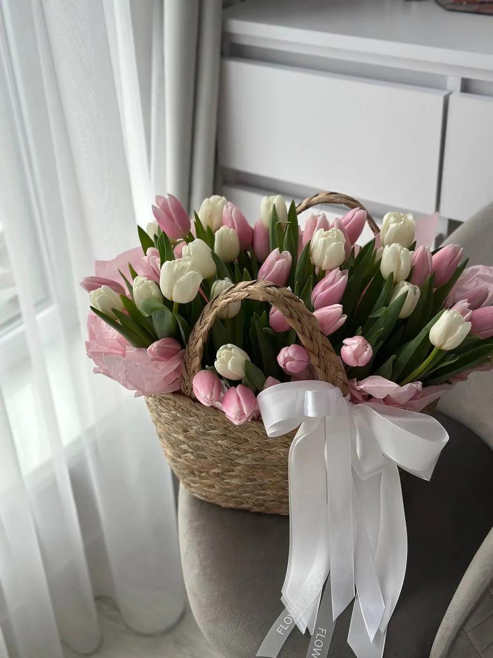 Tulips in a basket | ծաղիկներ, ծաղկեպսակներ, բույսեր Երևան