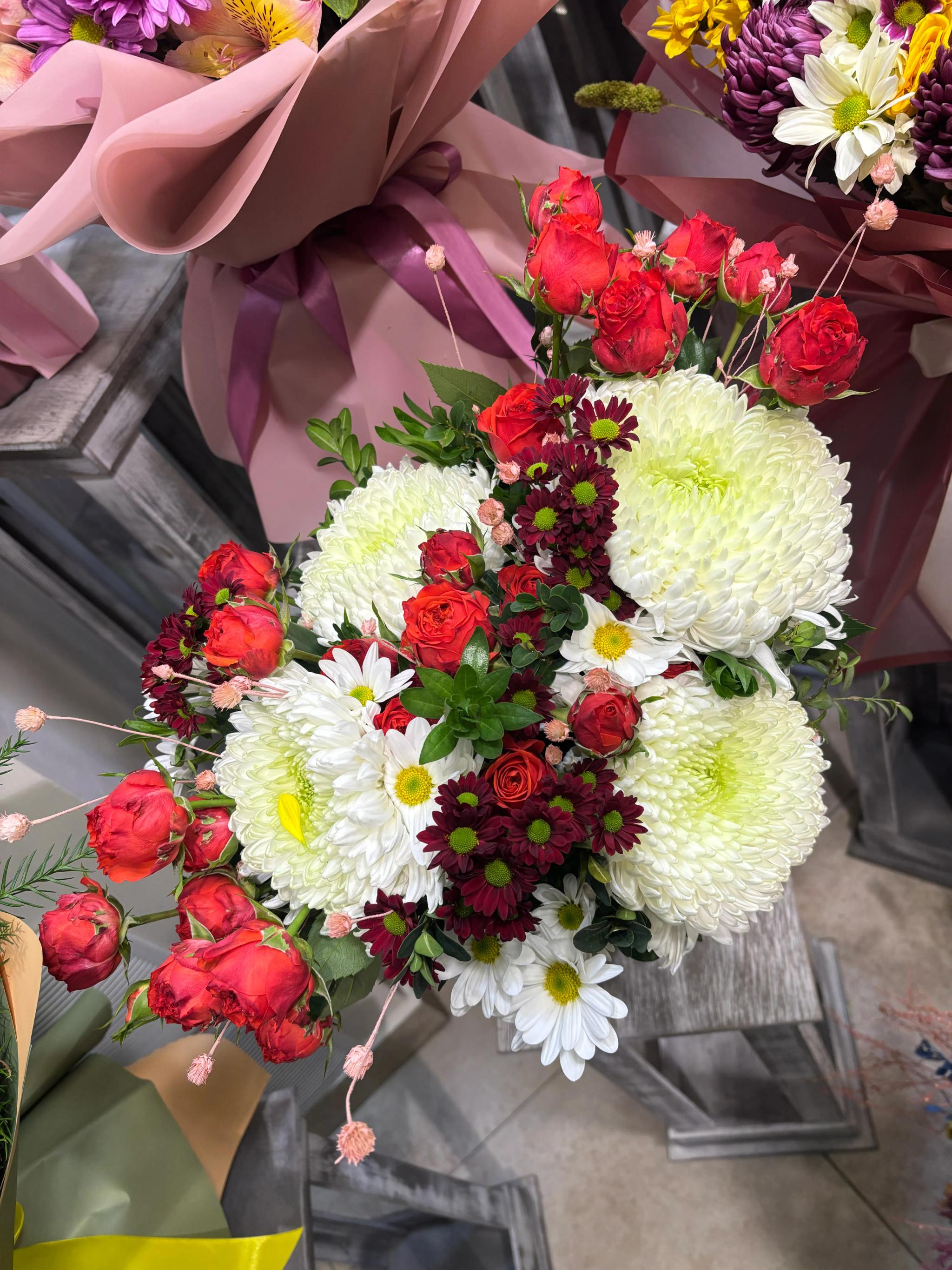 Festive bunch | ծաղիկներ, ծաղկեպսակներ, բույսեր Երևան