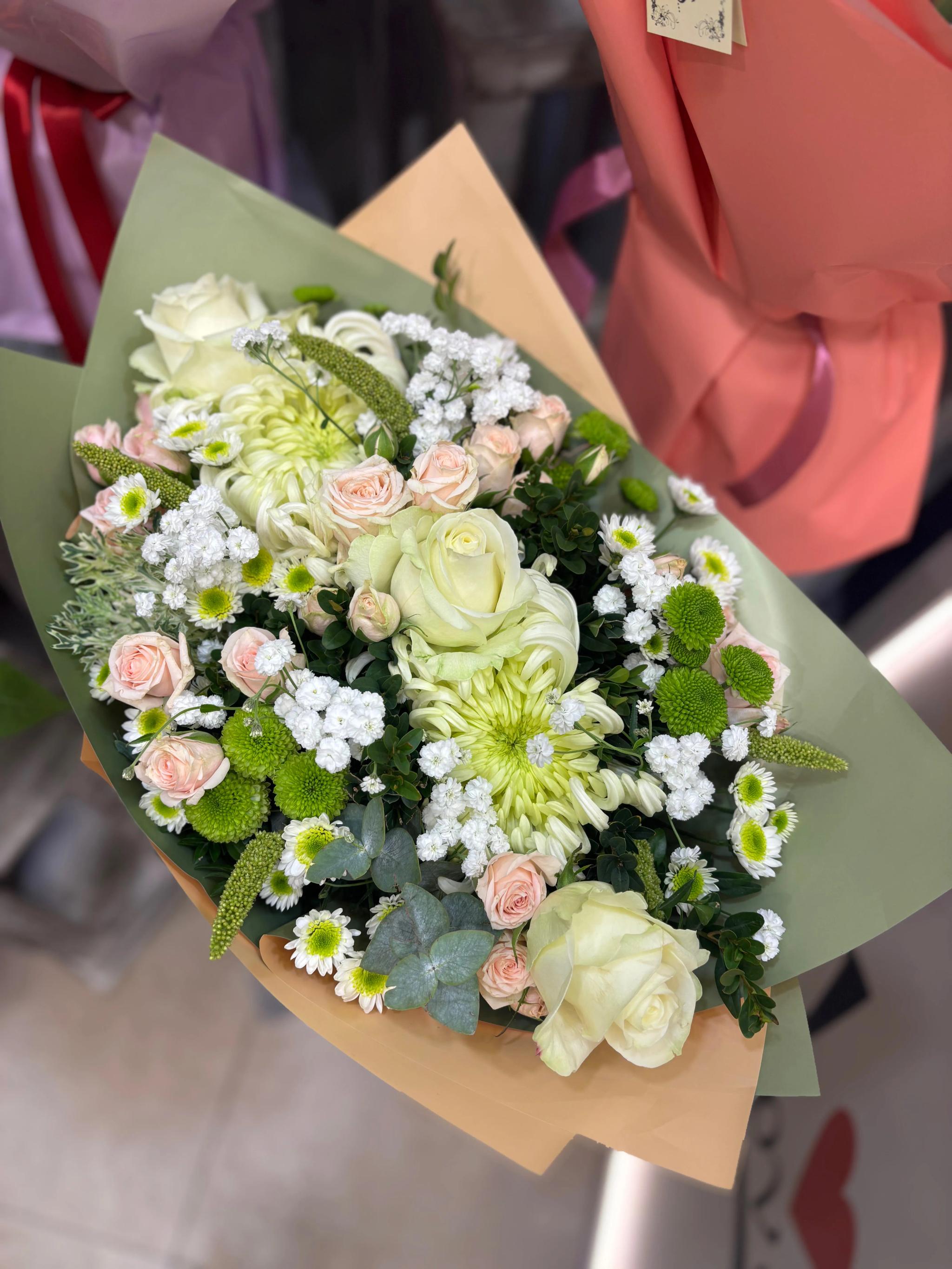 An elegant bouquet | ծաղիկներ, ծաղկեպսակներ, բույսեր Երևան