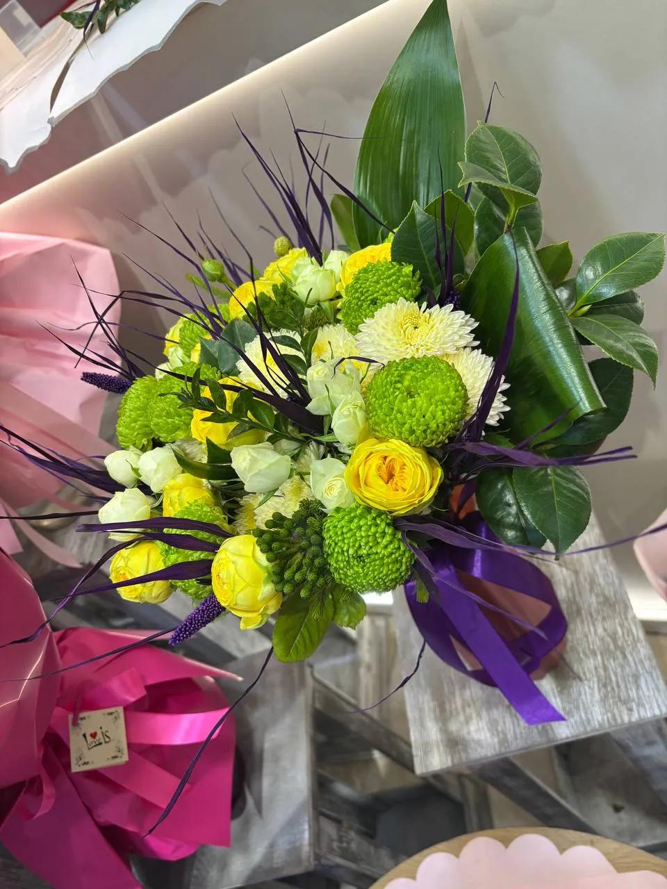 Bunch of chrysanthemums | ծաղիկներ, ծաղկեպսակներ, բույսեր Երևան