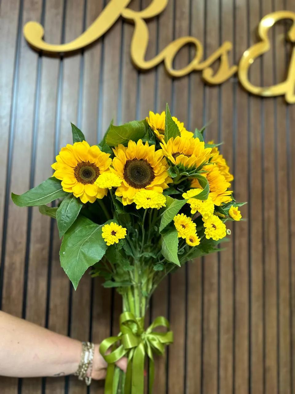 A bunch of sunflowers | ծաղիկներ, ծաղկեպսակներ, բույսեր Երևան