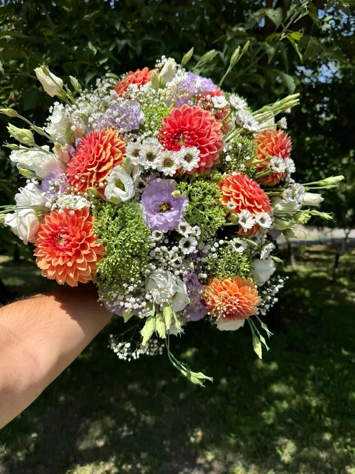 Creative bouquet | ծաղիկներ, ծաղկեպսակներ, բույսեր Երևան