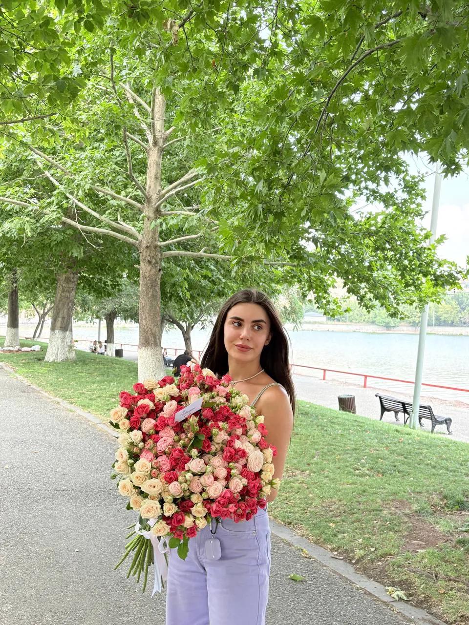 Bunch of roses | ծաղիկներ, ծաղկեպսակներ, բույսեր Երևան
