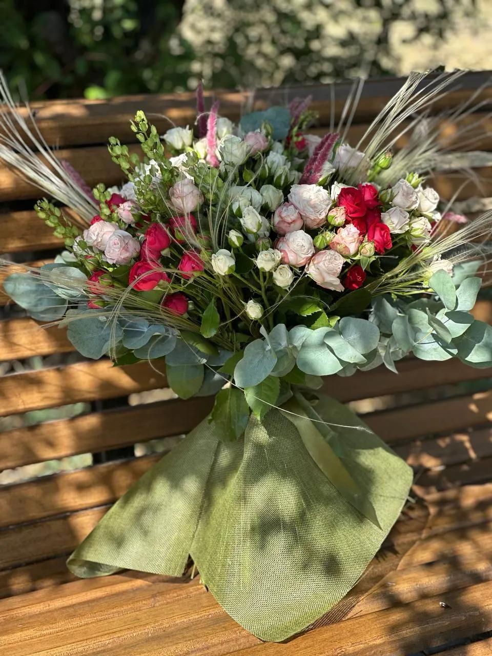 A gorgeous bunch | ծաղիկներ, ծաղկեպսակներ, բույսեր Երևան