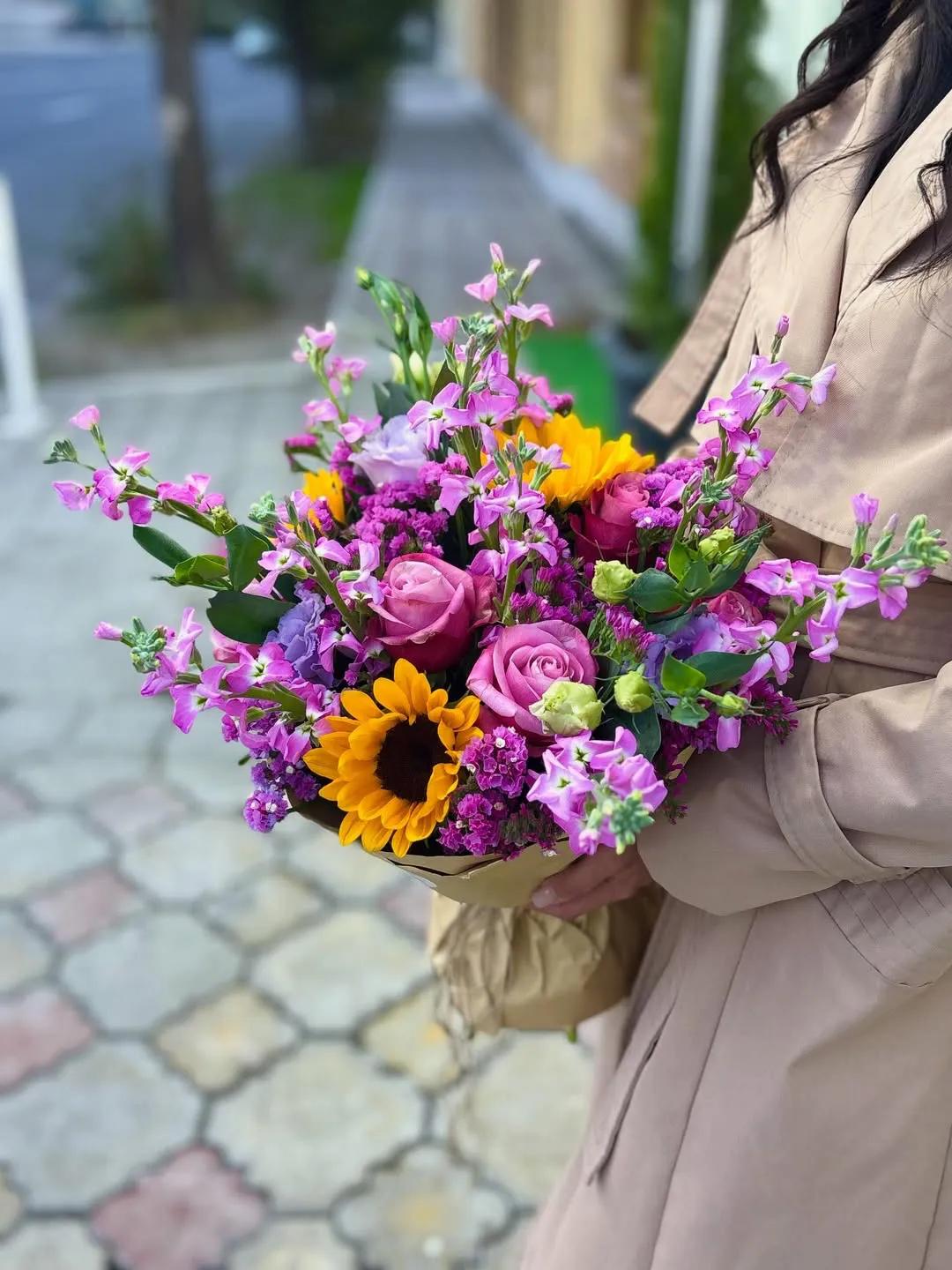 Փունջ “Միքս” | ծաղիկներ, ծաղկեպսակներ, բույսեր Երևան
