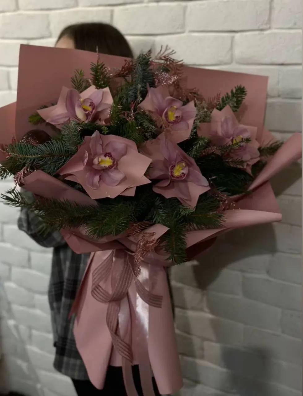 Bunch "Breath of Winter" | ծաղիկներ, ծաղկեպսակներ, բույսեր - առաքում Երևան