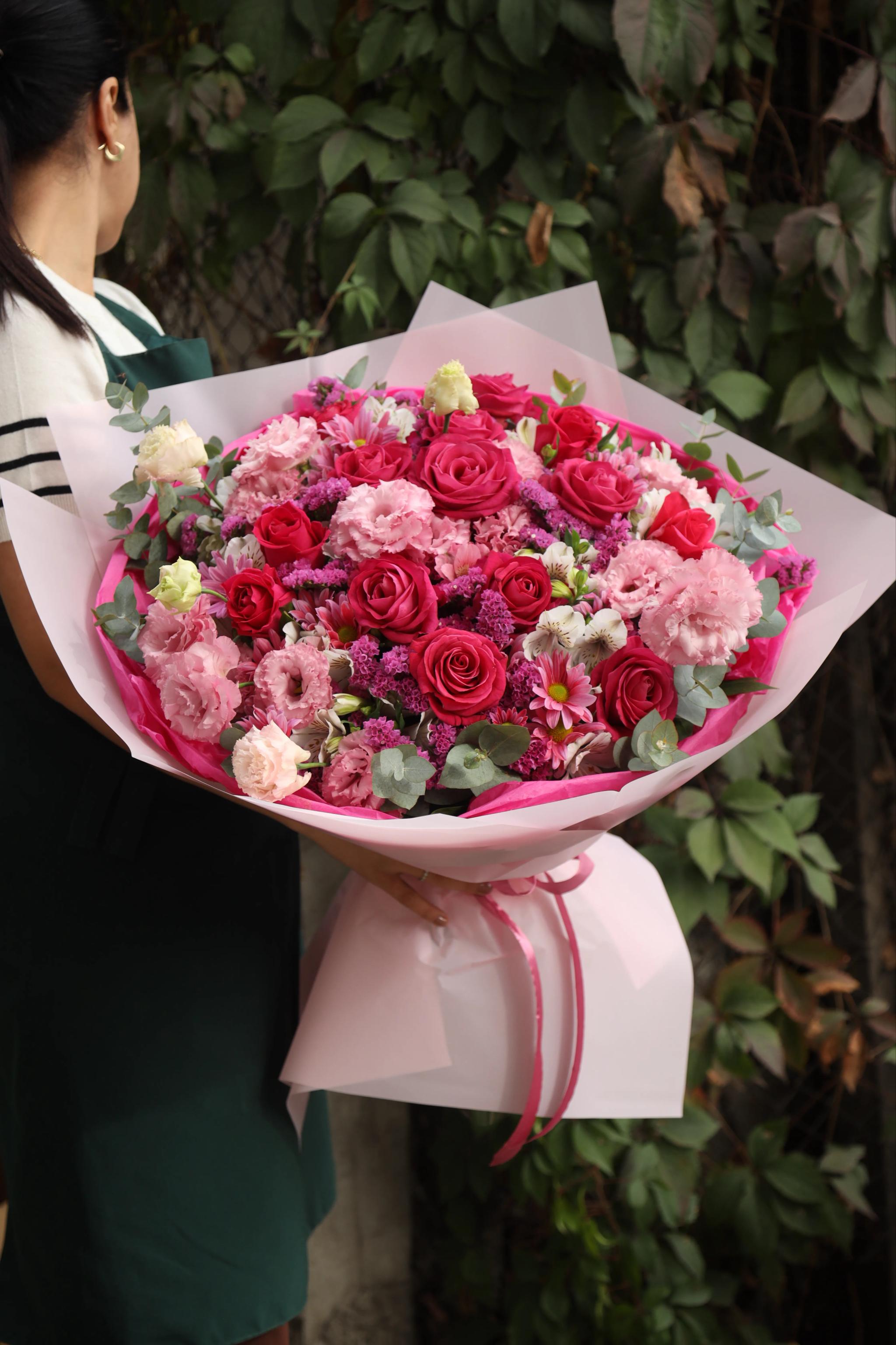 A luxurious bouquet | ծաղիկներ, ծաղկեպսակներ, բույսեր Երևան
