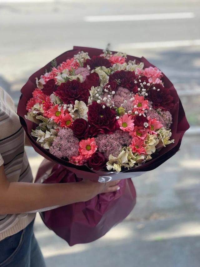 Purple bouquet | ծաղիկներ, ծաղկեպսակներ, բույսեր - առաքում Երևան