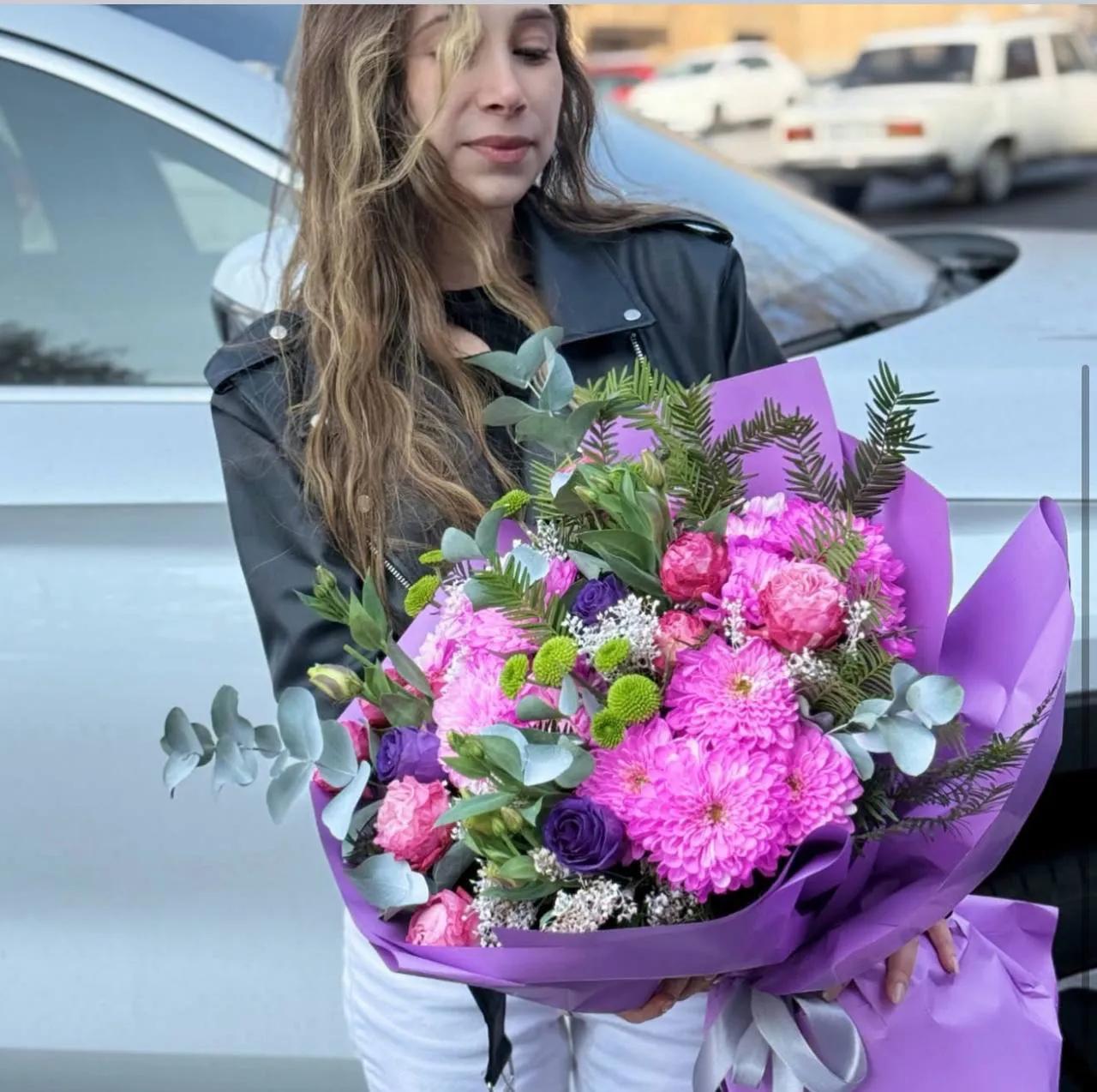 A colorful bunch | ծաղիկներ, ծաղկեպսակներ, բույսեր Երևան