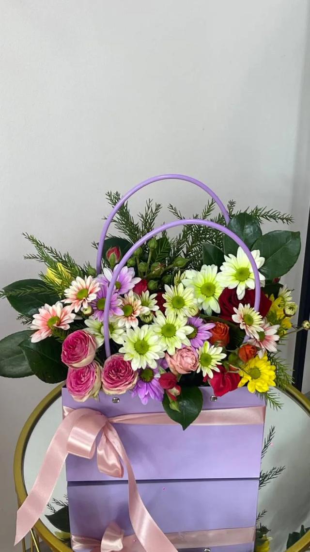 Flowers in a bag | ծաղիկներ, ծաղկեպսակներ, բույսեր - առաքում Երևան