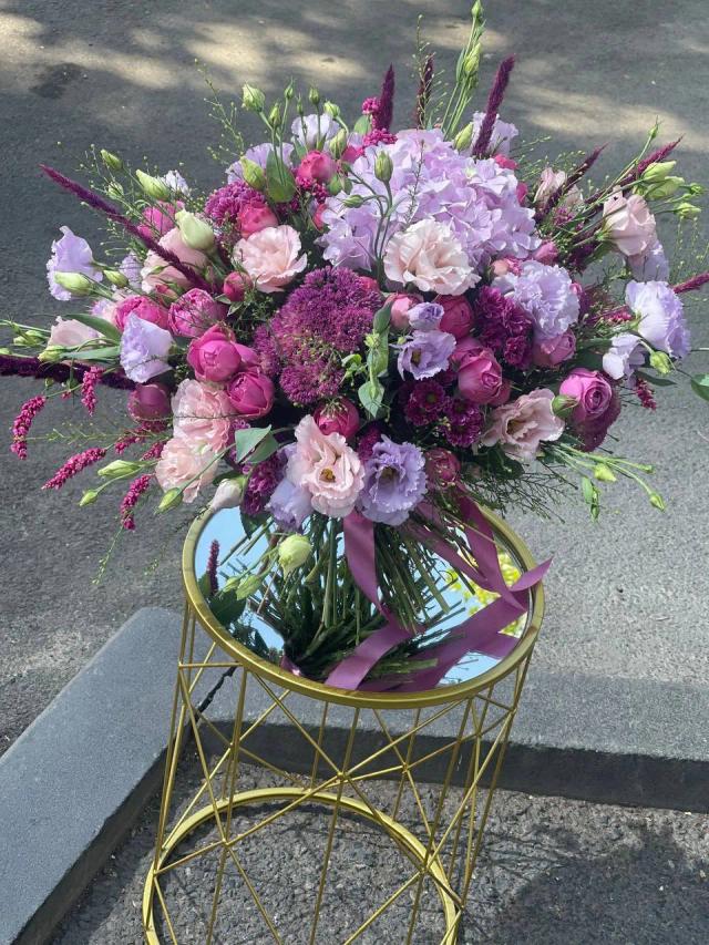 An elegant composition | ծաղիկներ, ծաղկեպսակներ, բույսեր - առաքում Երևան