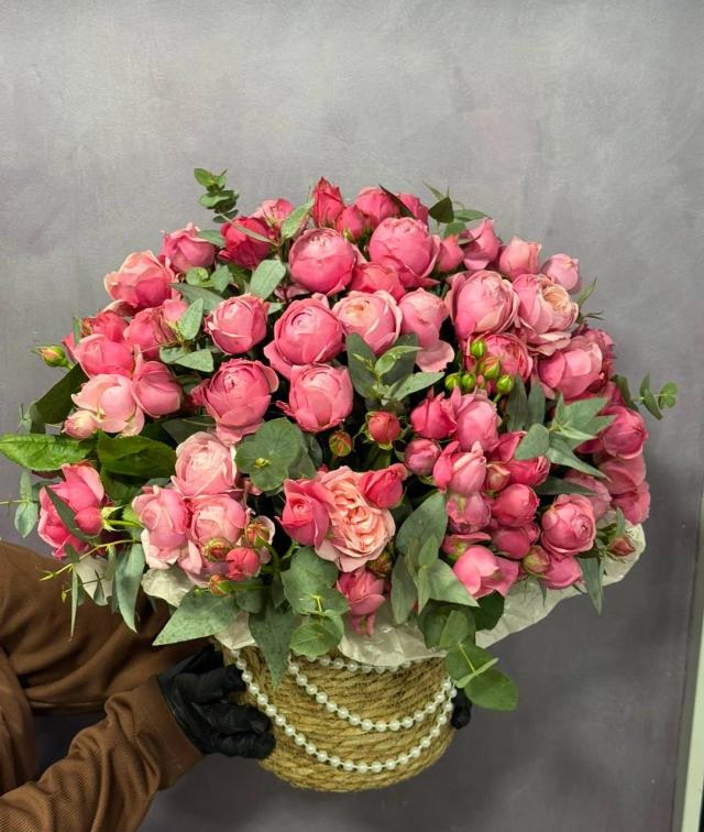 Peonies in a basket | ծաղիկներ, ծաղկեպսակներ, բույսեր - առաքում Երևան Peonies in a basket | ծաղիկներ, ծաղկեպսակներ, բույսեր - առաքում Երևան