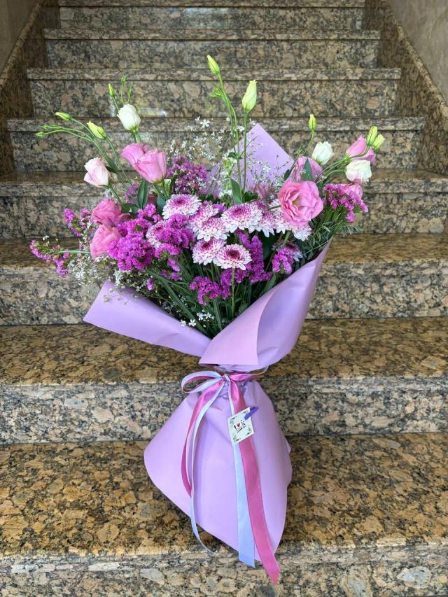 Фиолетовый букет | ծաղիկներ, ծաղկեպսակներ, բույսեր - առաքում Երևան Фиолетовый букет | ծաղիկներ, ծաղկեպսակներ, բույսեր - առաքում Երևան