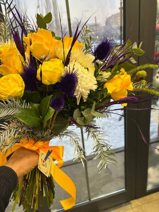 An elegant bouquet | ծաղիկներ, ծաղկեպսակներ, բույսեր - առաքում Երևան An elegant bouquet | ծաղիկներ, ծաղկեպսակներ, բույսեր - առաքում Երևան