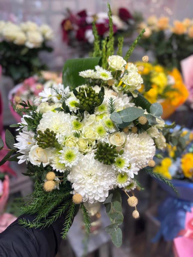 An elegant bouquet | ծաղիկներ, ծաղկեպսակներ, բույսեր - առաքում Երևան An elegant bouquet | ծաղիկներ, ծաղկեպսակներ, բույսեր - առաքում Երևան