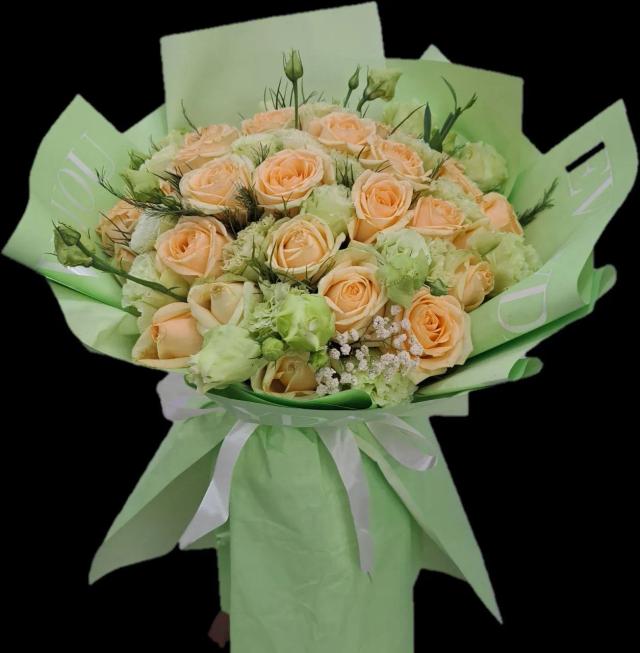Roses and lisianthus in one bouquet | ծաղիկներ, ծաղկեպսակներ, բույսեր - առաքում Երևան Roses and lisianthus in one bouquet | ծաղիկներ, ծաղկեպսակներ, բույսեր - առաքում Երևան
