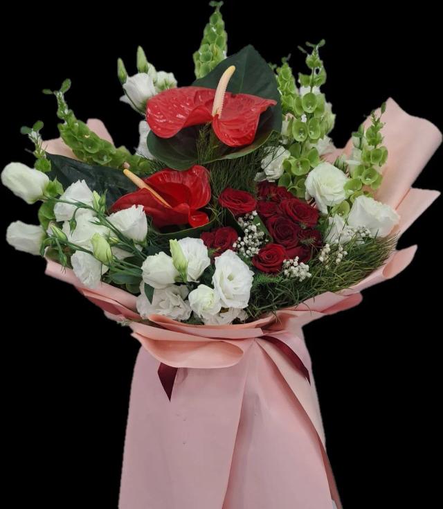 Creative bouquet | ծաղիկներ, ծաղկեպսակներ, բույսեր - առաքում Երևան Creative bouquet | ծաղիկներ, ծաղկեպսակներ, բույսեր - առաքում Երևան