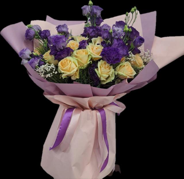 Roses and lisianthus in one bouquet | ծաղիկներ, ծաղկեպսակներ, բույսեր - առաքում Երևան Roses and lisianthus in one bouquet | ծաղիկներ, ծաղկեպսակներ, բույսեր - առաքում Երևան