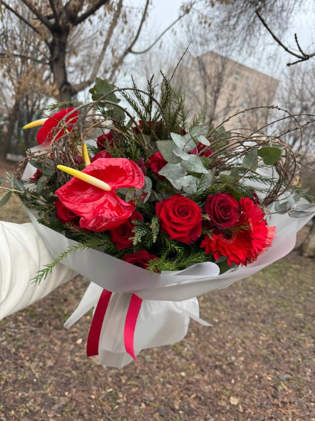Роскошный цветочный микс | ծաղիկներ, ծաղկեպսակներ, բույսեր - առաքում Երևան Роскошный цветочный микс | ծաղիկներ, ծաղկեպսակներ, բույսեր - առաքում Երևան