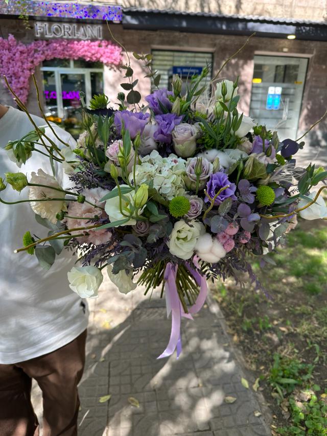 An elegant bouquet | ծաղիկներ, ծաղկեպսակներ, բույսեր - առաքում Երևան An elegant bouquet | ծաղիկներ, ծաղկեպսակներ, բույսեր - առաքում Երևան