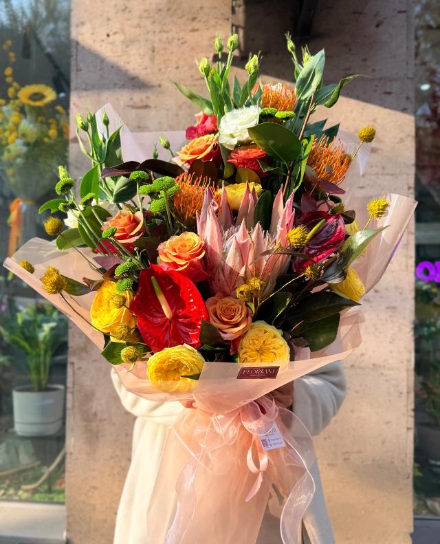 Floral mix | ծաղիկներ, ծաղկեպսակներ, բույսեր - առաքում Երևան Floral mix | ծաղիկներ, ծաղկեպսակներ, բույսեր - առաքում Երևան