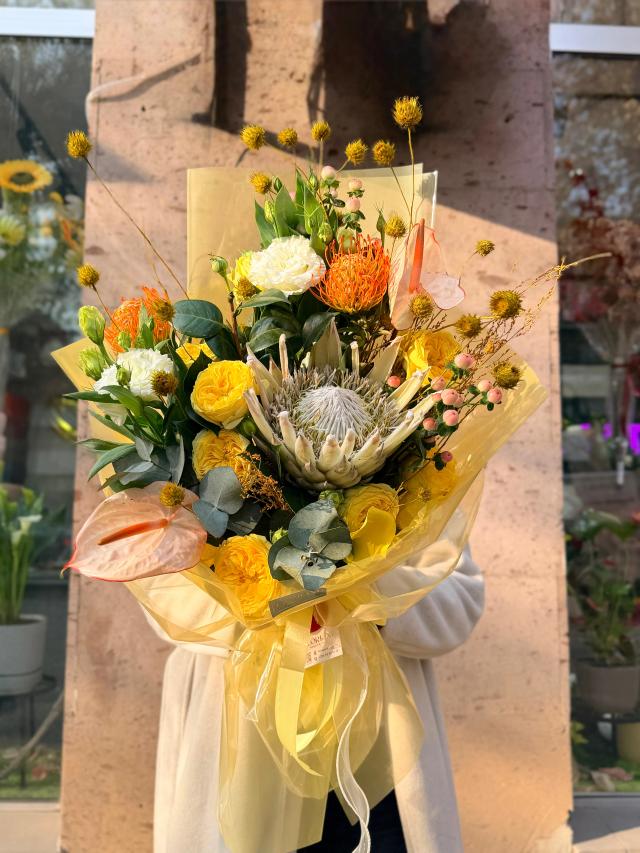 Yellow floral mix | ծաղիկներ, ծաղկեպսակներ, բույսեր - առաքում Երևան Yellow floral mix | ծաղիկներ, ծաղկեպսակներ, բույսեր - առաքում Երևան