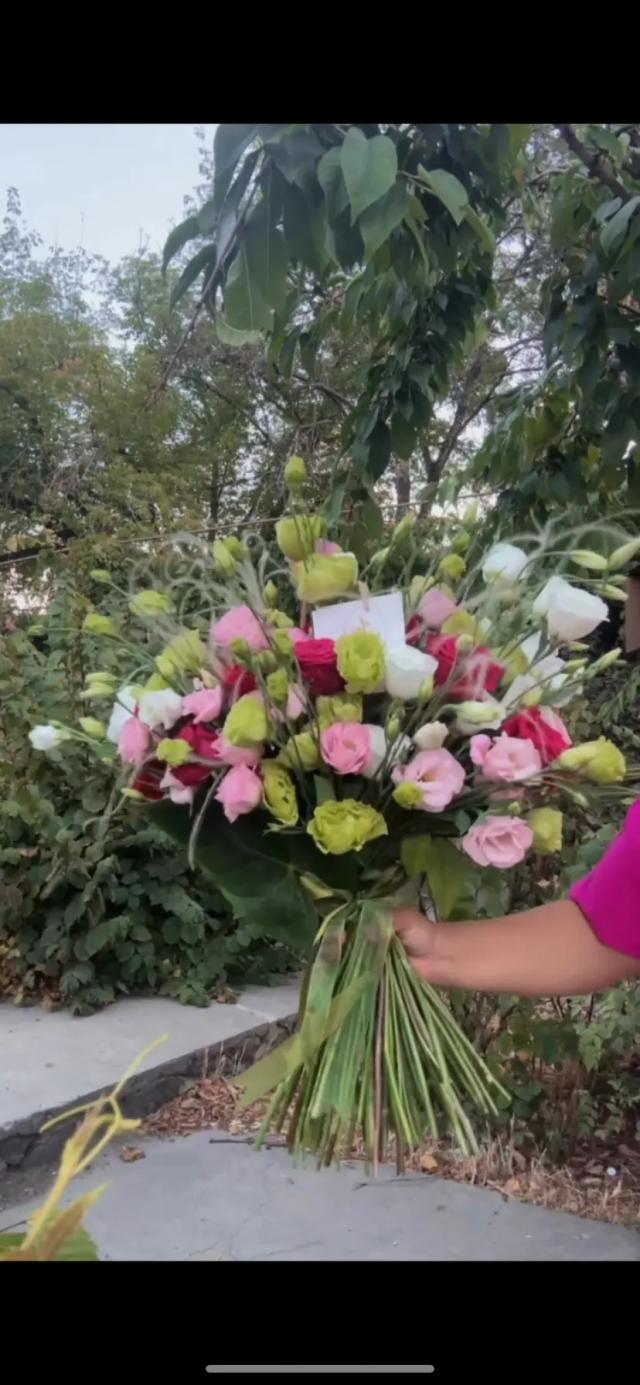 An elegant bunch of lisianthus | ծաղիկներ, ծաղկեպսակներ, բույսեր - առաքում Երևան An elegant bunch of lisianthus | ծաղիկներ, ծաղկեպսակներ, բույսեր - առաքում Երևան