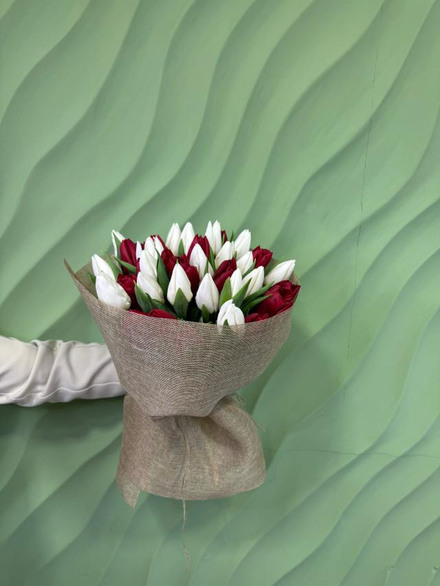 Tulips | ծաղիկներ, ծաղկեպսակներ, բույսեր - առաքում Երևան Tulips | ծաղիկներ, ծաղկեպսակներ, բույսեր - առաքում Երևան