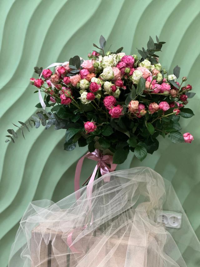 Bunch of roses | ծաղիկներ, ծաղկեպսակներ, բույսեր - առաքում Երևան Bunch of roses | ծաղիկներ, ծաղկեպսակներ, բույսեր - առաքում Երևան