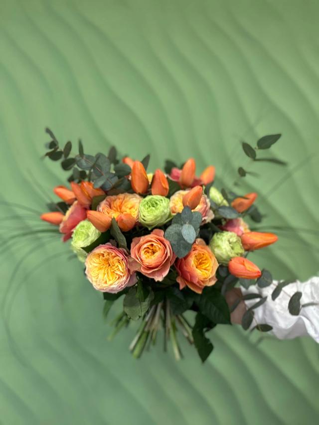 Different with roses | ծաղիկներ, ծաղկեպսակներ, բույսեր - առաքում Երևան Different with roses | ծաղիկներ, ծաղկեպսակներ, բույսեր - առաքում Երևան