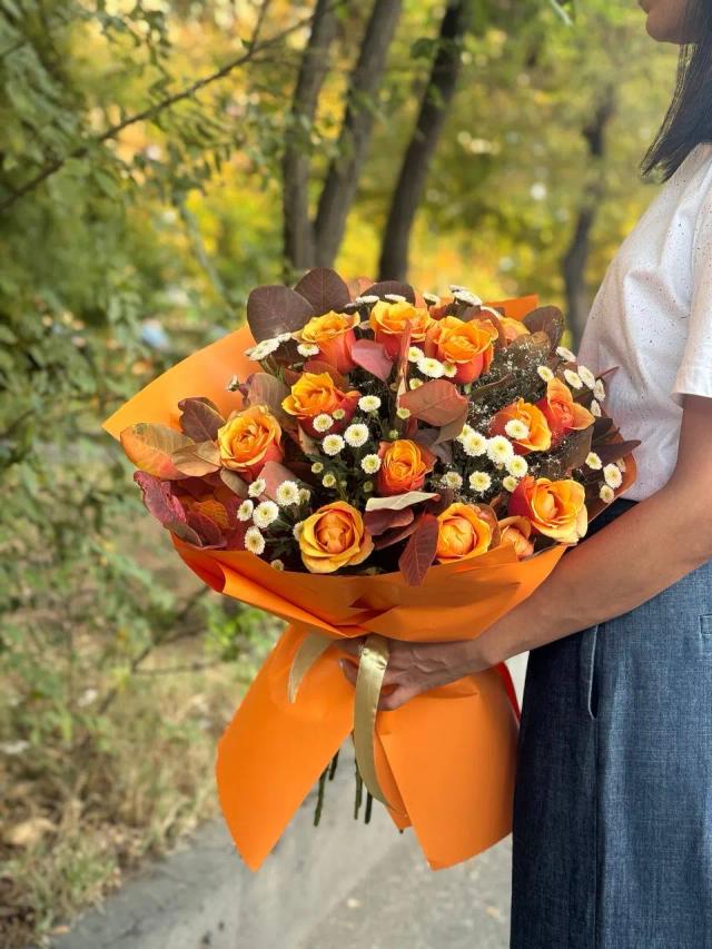 Orange bunch | ծաղիկներ, ծաղկեպսակներ, բույսեր - առաքում Երևան Orange bunch | ծաղիկներ, ծաղկեպսակներ, բույսեր - առաքում Երևան