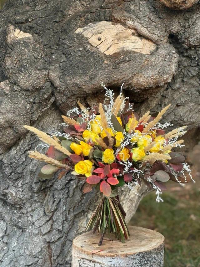 Bunch "Breath of Autumn" | ծաղիկներ, ծաղկեպսակներ, բույսեր - առաքում Երևան Bunch "Breath of Autumn" | ծաղիկներ, ծաղկեպսակներ, բույսեր - առաքում Երևան